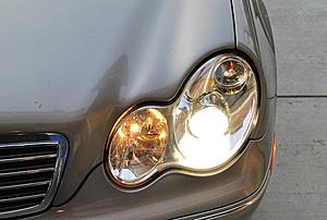 FS: W203 OEM Bi-Xenon Headlights [Euro spec]-w203bix3.jpg