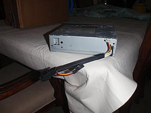 cd 6 disc changer e55 2005-p3180827.jpg