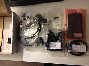 NEW - OEM iPhone Integration Kit 2008 to 2011 C-Class - 0-img_0973.jpg