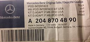 NEW - OEM iPhone Integration Kit 2008 to 2011 C-Class - 0-box.jpg