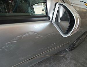 2003 c240 front passenger door damaged-20140318_130203-1.jpg