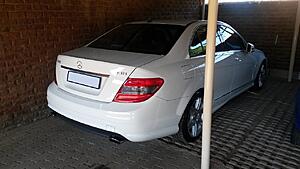 2009 White W204 Mercedes-Benz C350 CDi - Weekend Ride-ysu8fnc.jpg
