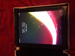 FS iPad 4 Retina, 64g black att, w/extras-photo-3.jpg