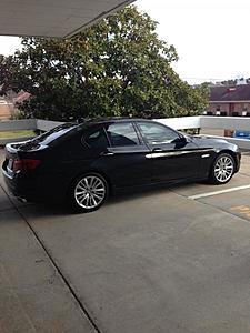 2011 BMW 550i-photo-2.jpg
