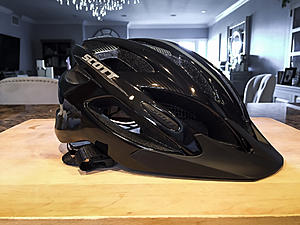 Scott Scale 29er Hardtail Bike, NIB condition!-helmet-201.jpg