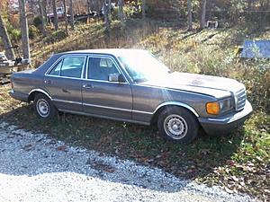 Mercedes Benz's -- PARTING OUT ---84benz.jpg