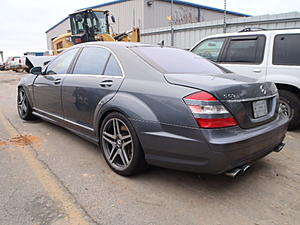 Parting out Multiple 221 Body s63 s65 AMG-5.jpg