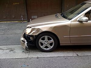 I am selling 2005 Mercedes S class-ikh.jpg