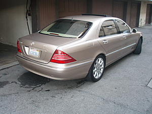 I am selling 2005 Mercedes S class-mercedes-rear-side-2.jpg