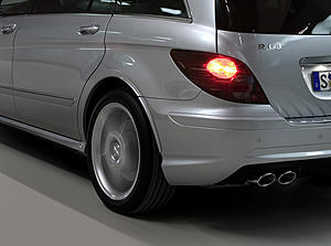 Looking for parts number for rear bumper/fender lip on euro R63-004941.1-lg-800-1.jpg