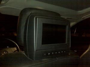 which rear entertainment system is this?-rear-entertainment.jpg