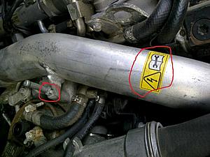 changing diesel fuel filter hoses-r320-intake-fastener-warning.jpg