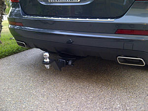 4th Mercedes, R-Class Trailer-Hitch Lament-rclassdrawtiterear.jpg