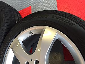 FS: R350 R500 2006-12 19&quot; Factory Wheels OEM w/ TPMS +Pirelli Scorpion A/S tires-fullsizerender.jpg