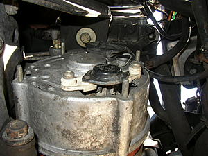 W140 stopped charging,-mercedesvoltageregulator59.jpg