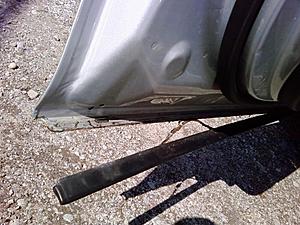 Easy steps to save your car from rust-3.jpg