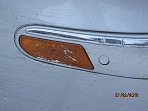 Ongoing Maintenance and Repair for a 2003 S600.-r011-fr-marker-damage-00.jpg