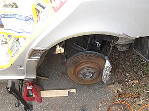 Ongoing Maintenance and Repair for a 2003 S600.-r003-rust-bubbles-fenders-door-frame-06.jpg