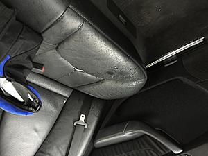 2004 S430 4Matic tail light stays on and kills battery-image.jpg