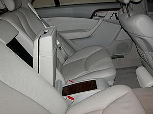 Buying a used 2004 Mercedes-Benz S350 Long-another-rear-seat-view.jpg