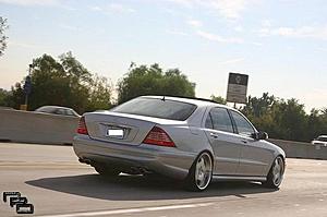 22 inch wheels on s500-side.jpg