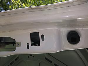 Trunk latching issue doesn't seem to be covered?-0703181427.jpg