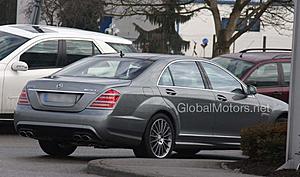 Profile of S-Class Buyer-2010-s63-04.jpg