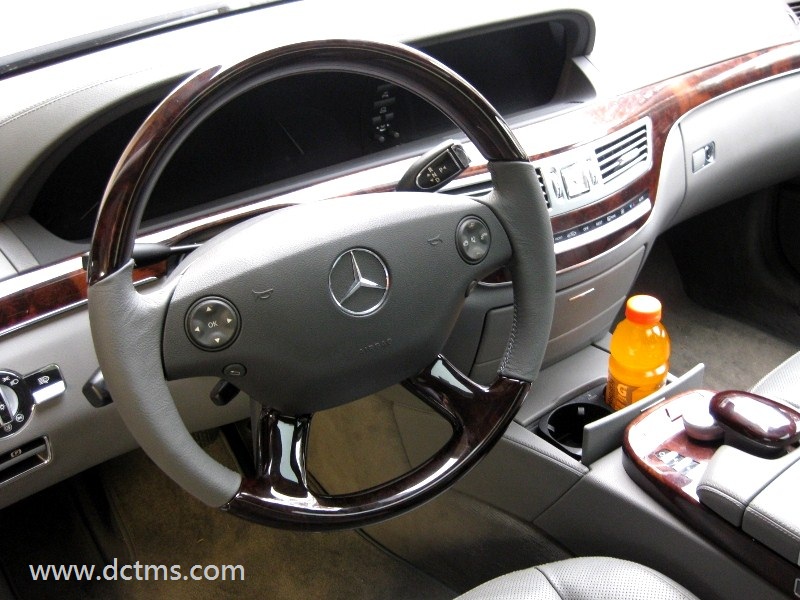 Installed a Wood/Gray leather S550 steering wheel -  Forums