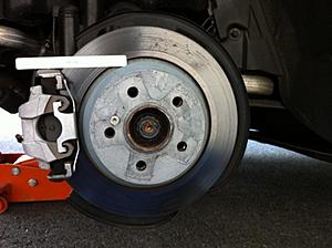rear caliper and rotor upgrade with pics-rearold.jpg