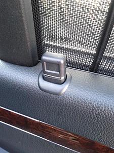 W221 door pins install instructions?-img_20120405_175112.jpg