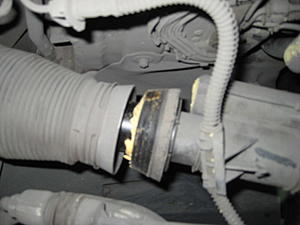 S550 Air compressor fuse/relay location-img_1870.jpg