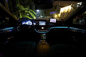 Anyone have pics or a video of the new 3-color-led ambient lighting?-img_6275m.jpg