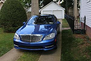 Those of you that own a w221.. Do you like the exterior better than the w222?-img_0033.jpg