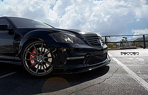 Has anyone blacked out their car completely? (No lights but chrome bits..)? PICS-mercedes-s63-2-.jpg