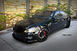 Has anyone blacked out their car completely? (No lights but chrome bits..)? PICS-mercedes-s63-4-.jpg