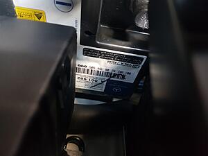 2007 W221 s550 starter battery not charging-rear-boot-consumer-battery_03072020.jpg