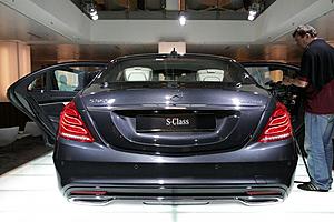 Anthracite Blue-2014-s-class-reveal-live-16.jpg