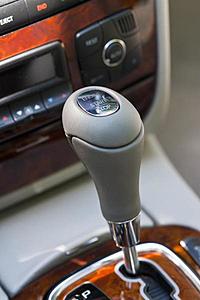 FS: 2006 S55 AMG DC, MD, VA Area-car11-06-amg-041-gear-shift-nob-lr.jpg