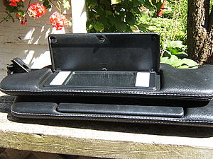 FS 500SL (92) leather sunvisors (2) Black-dscf4476.jpg