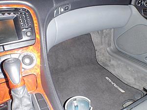 PIcs of my JL 13.5" sub installed in footwell &amp; sport bmpr W/lip (inspired by AMGFAN)-sub-w-car-mat.jpg