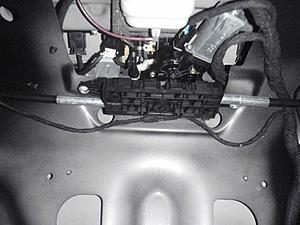 DIY: SL63 CLEAR 3rd brake light..Order to install on a 2003!  5 total cost NEW!-p4241344.jpg