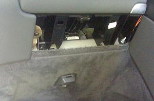 Unlocking rear storage compartments with no PSE pump?-sl_rear_storage.jpg
