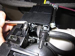 Have Trunk Soft Close / Trunk Assist problems. Here is how to fix DIY.-img_0568.jpg