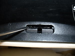 Can some post a picture of the lock-hook on the lid for the glove compartment?-glove-compartment.-pic-1.jpg