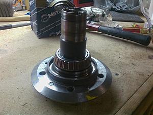 560 wheel bearing removal?-imag0020.jpg