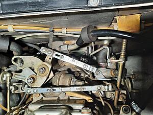 380SL Throttle problem-20230313_194323.jpg