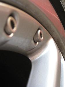 Anyone know the torque settings?  two-piece wheels-007.jpg
