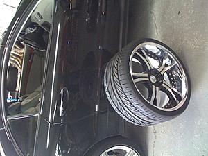 Widest tires for sl55?-img_0383-1-.jpg