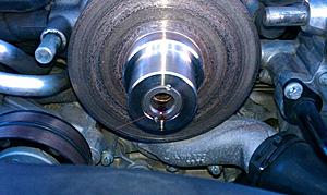 Oil coming out from the center?!!-oil-center-shaft_crp.jpg