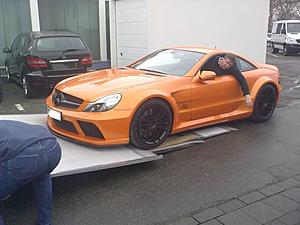 Spotted a Black Series at my Dealership----pics,nice colour!!-24022011281.jpg